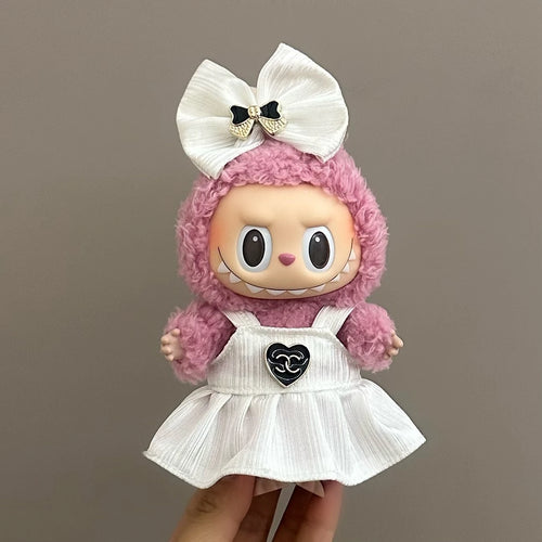 Labubu mit Outfit